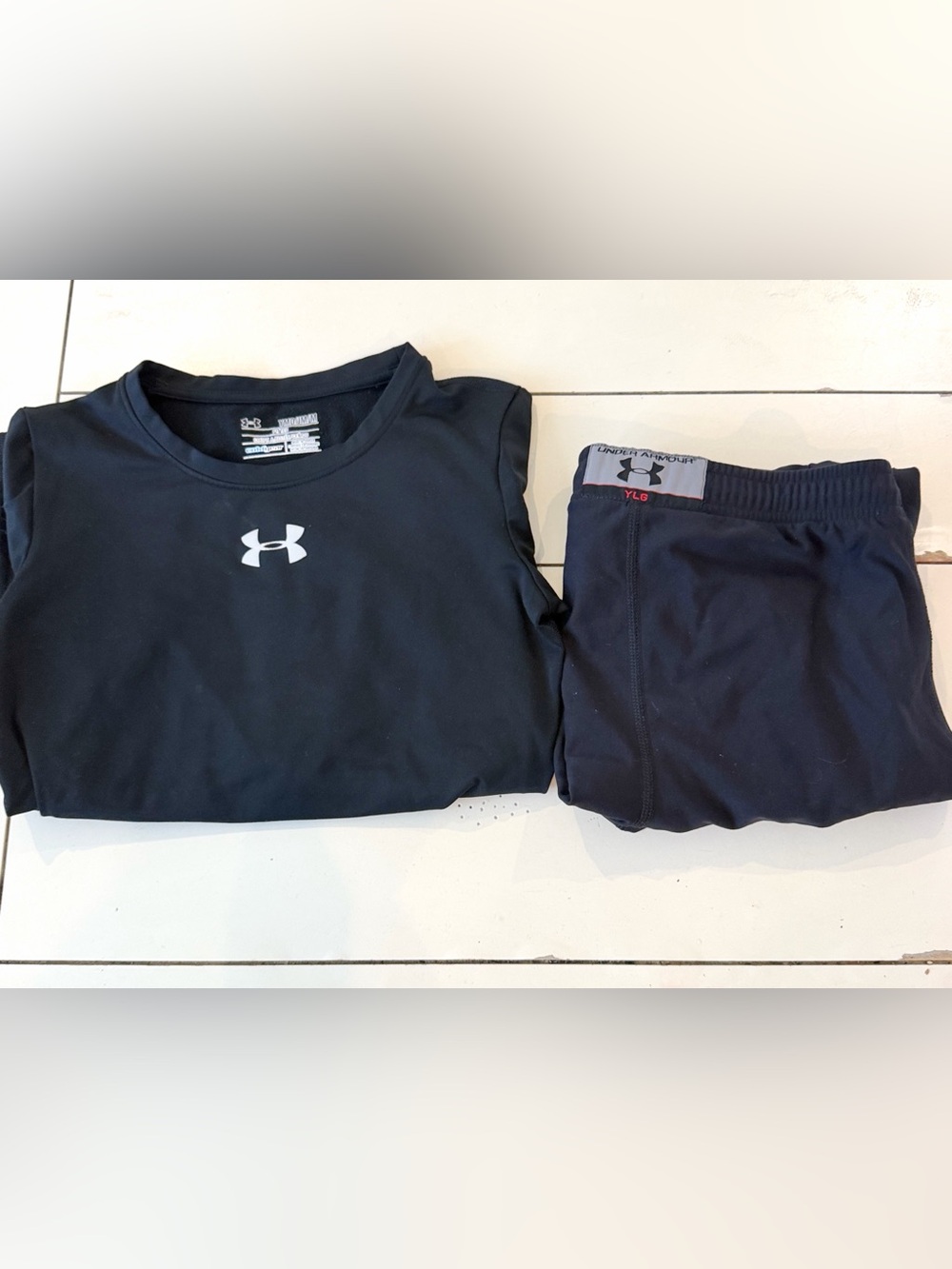 Under Armour Youth Cold Gear Top-youth medium, bottoms- youth large